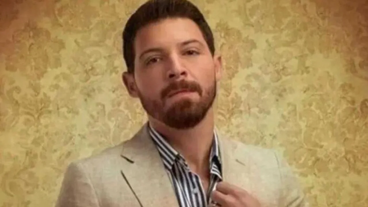 موعد استكمال محاكمة الفنان محمود حجازي بتهمة الاعتداء على زوجته غدًا